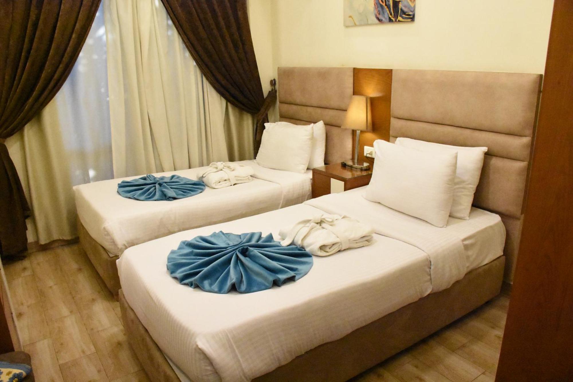 Jewel Zamalek Hotel Cairo Exterior photo