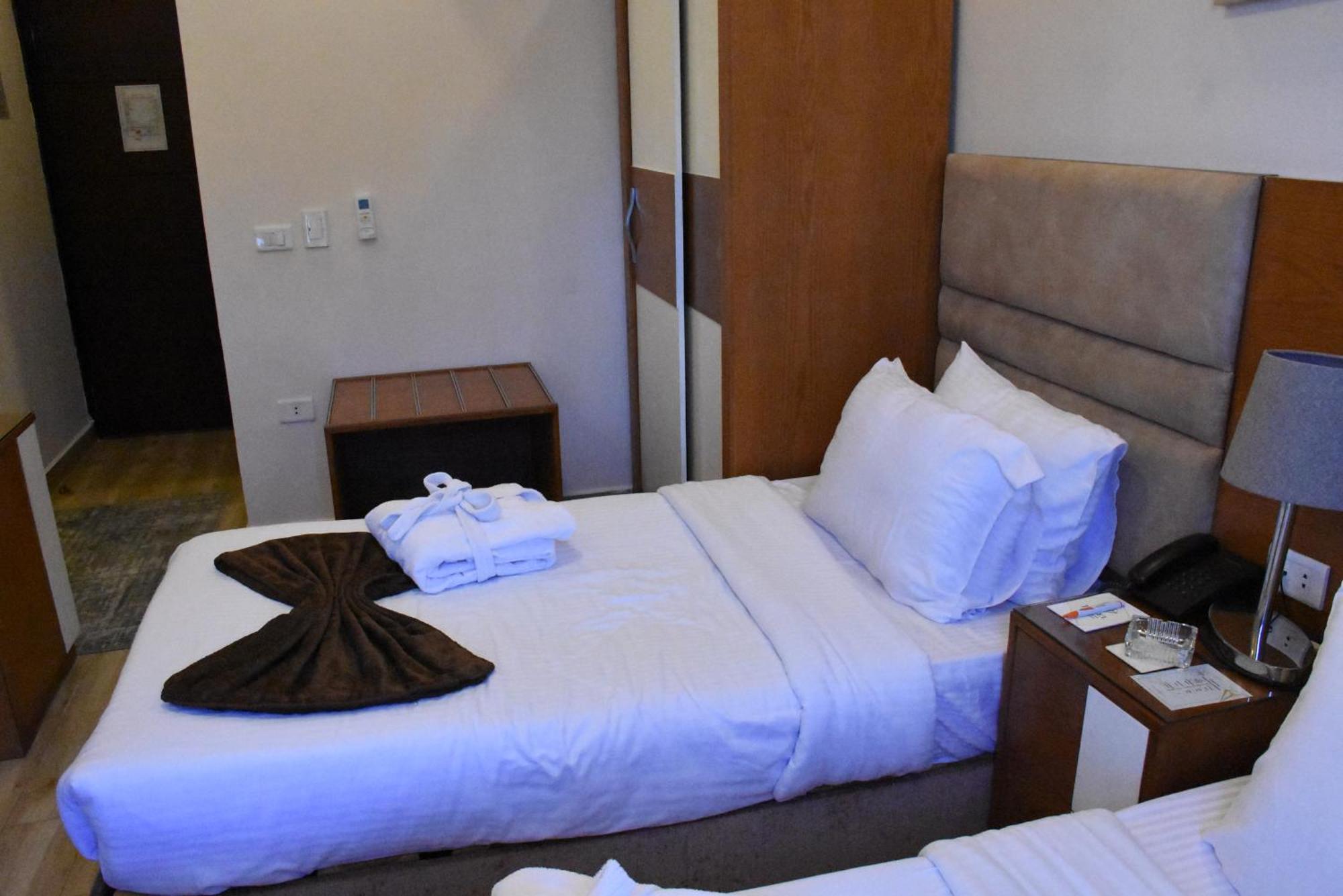 Jewel Zamalek Hotel Cairo Exterior photo